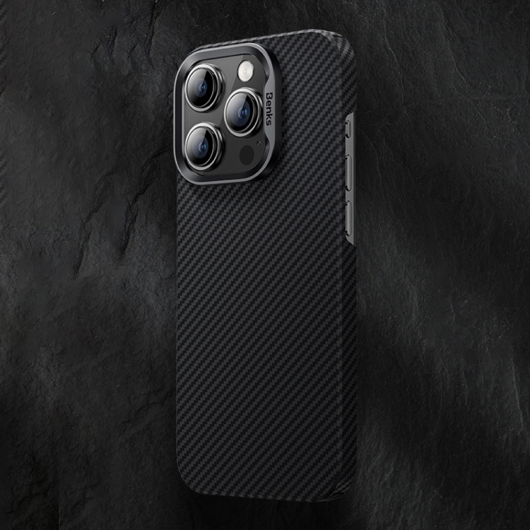 For iPhone 15 Pro Max Benks 600D MagSafe Magnetic Kevlar Carbon Fiber Phone Case.