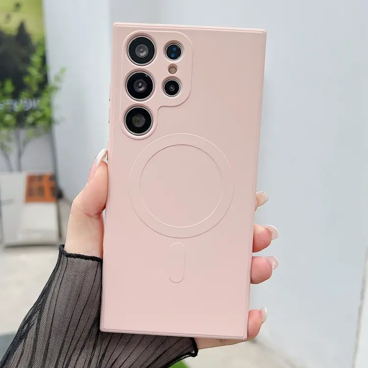 For Samsung Galaxy S22 Ultra 5G Solid Color Liquid Silicone MagSafe Magnetic Phone Case (Pink)