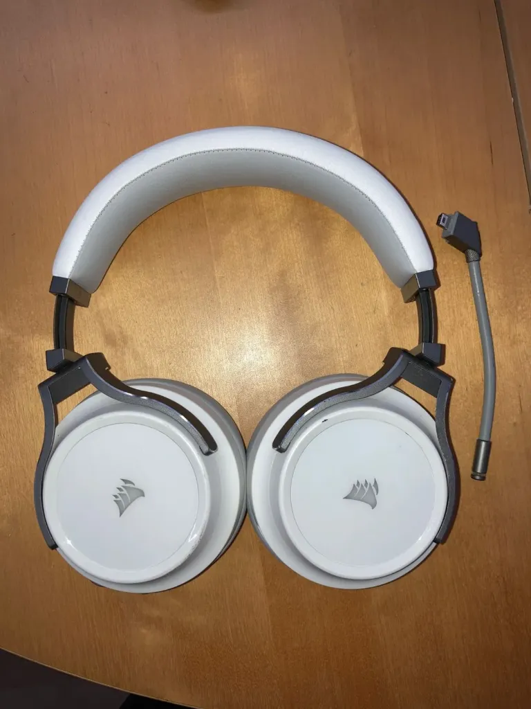 Corsair Virtuoso Wireless Gaming Headset + ST100 RGB Stand | High-End Bundle